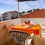 Apartments Beach Dugi Rat 3*