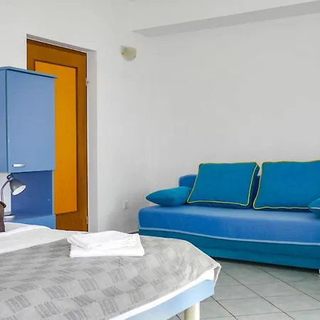 Affittacamere Apartments Beach Dugi Rat 3*