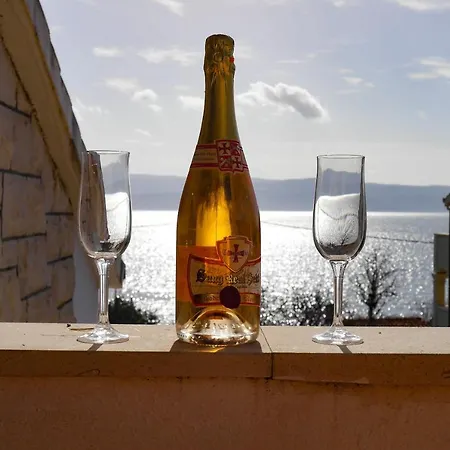 Apartments Beach Dugi Rat Pensjonat 3*