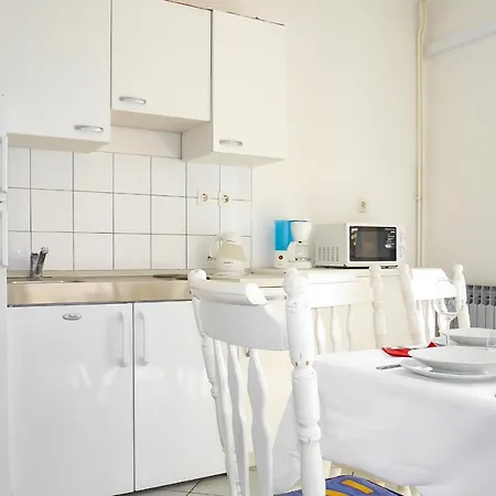Affittacamere Apartments Beach Dugi Rat 3*