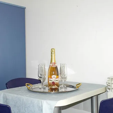 Apartments Beach Dugi Rat Affittacamere Dugi Rat