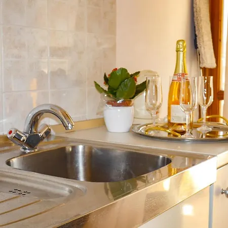 Apartments Beach Dugi Rat 3*