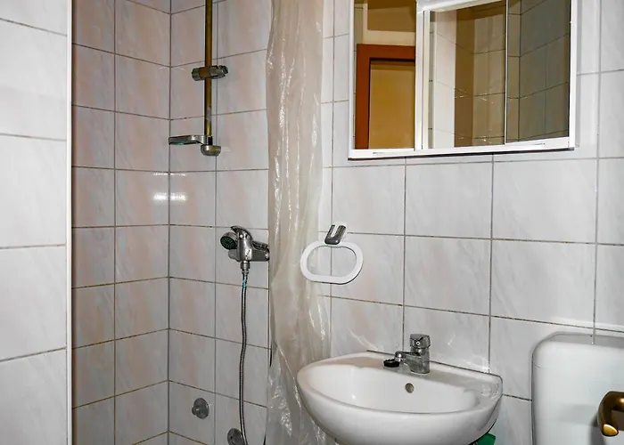 게스트하우스 Apartments Beach Dugi Rat 3*